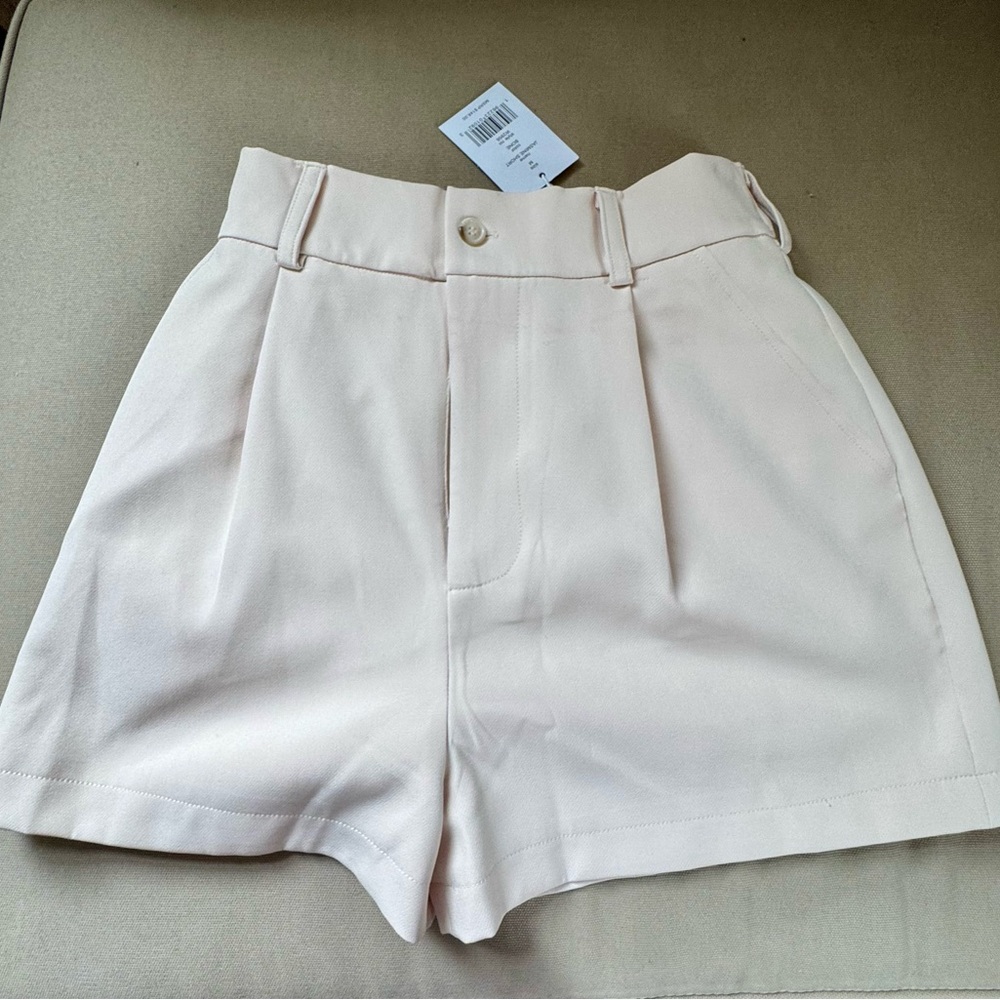 Walter Baker High-Waist Tailored Shorts in Pale Blush